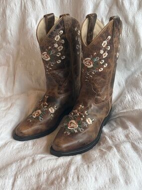 Shyanne Brown Floral Embroidered Kids Cowboy Boots